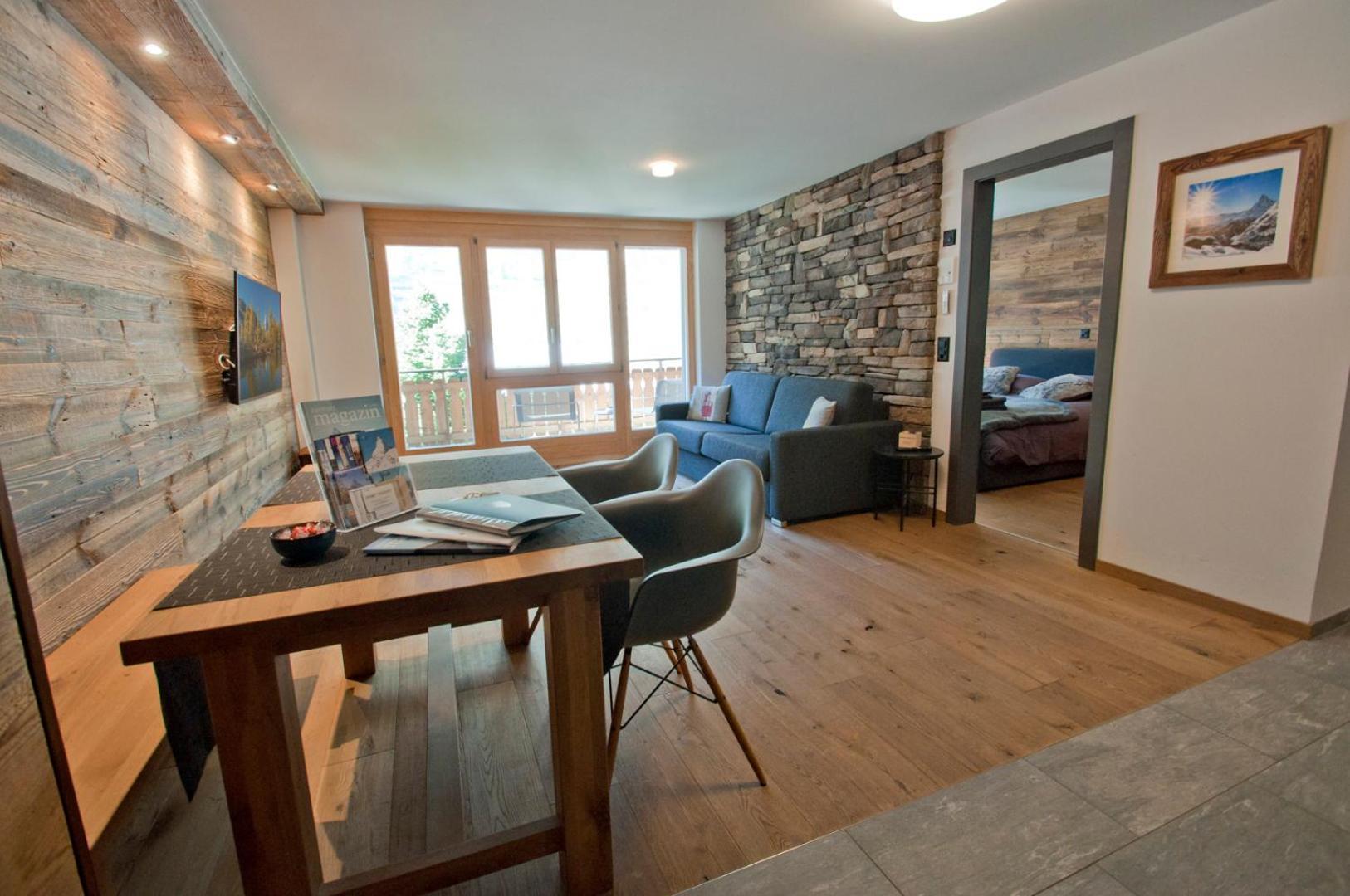 Z Apartment *